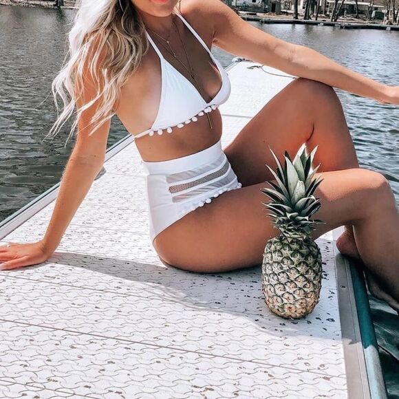 ☀️ White Pom Pom Triangle Halter Bikini Top☀️ - Picture 3 of 11